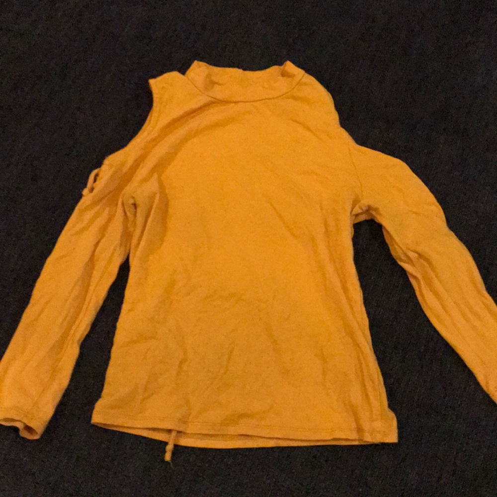 Open Shoulders Blouse